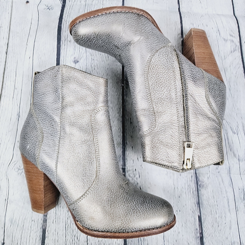 JOIE | leather bronze metallic crackle print size zip heeled western style boots